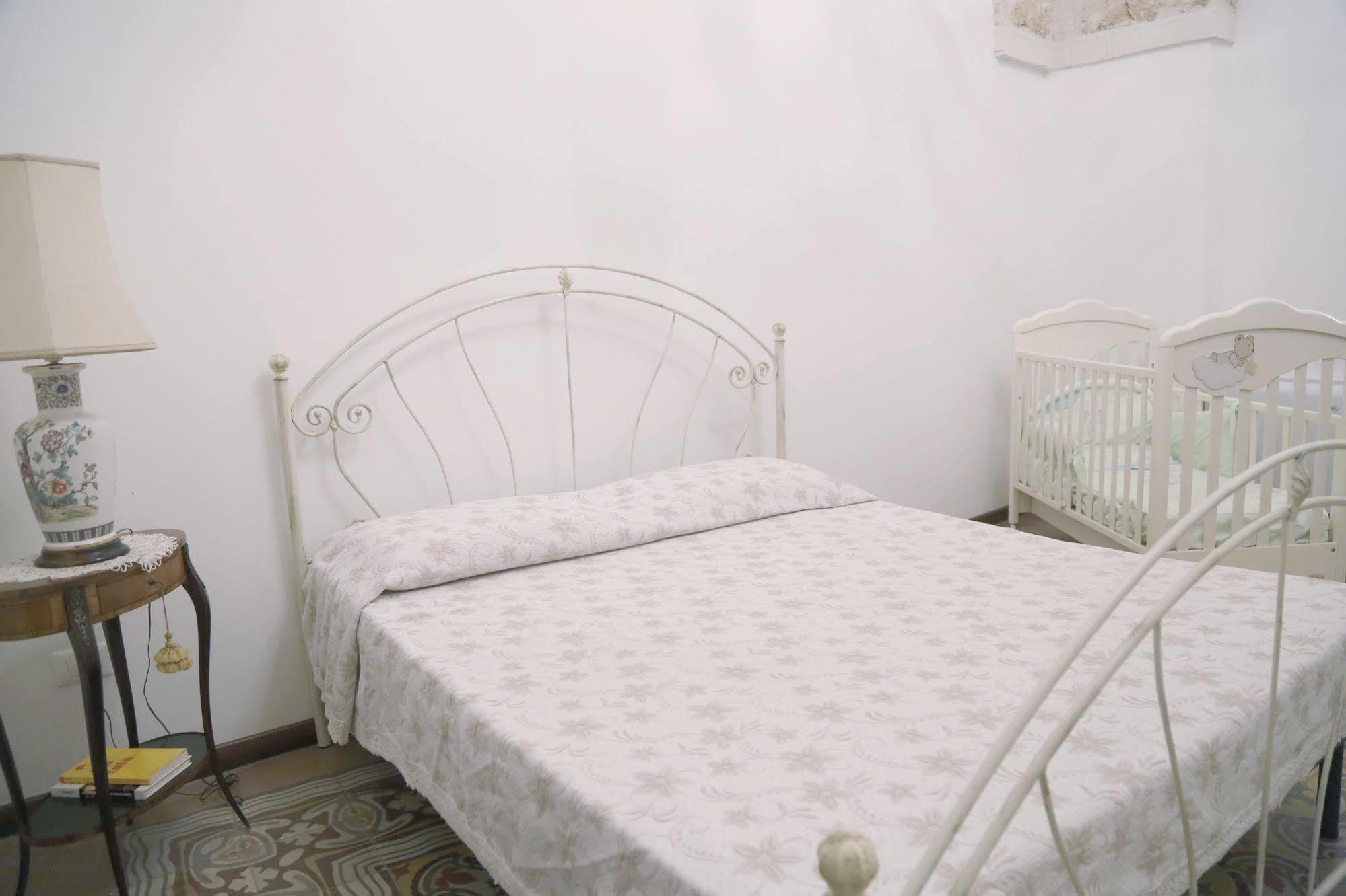 Sottacastieddu Hotel Avetrana Bagian luar foto