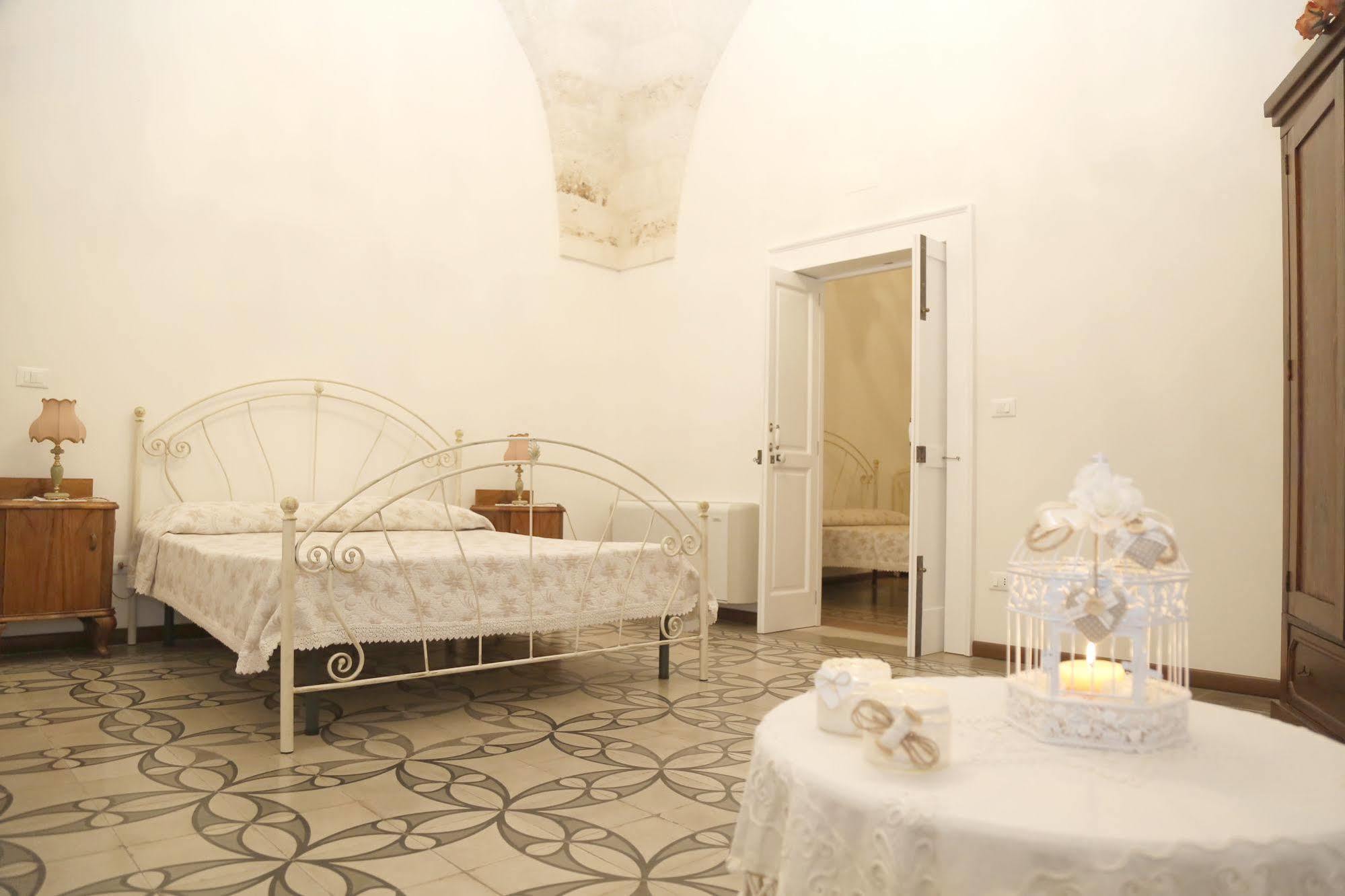 Sottacastieddu Hotel Avetrana Bagian luar foto