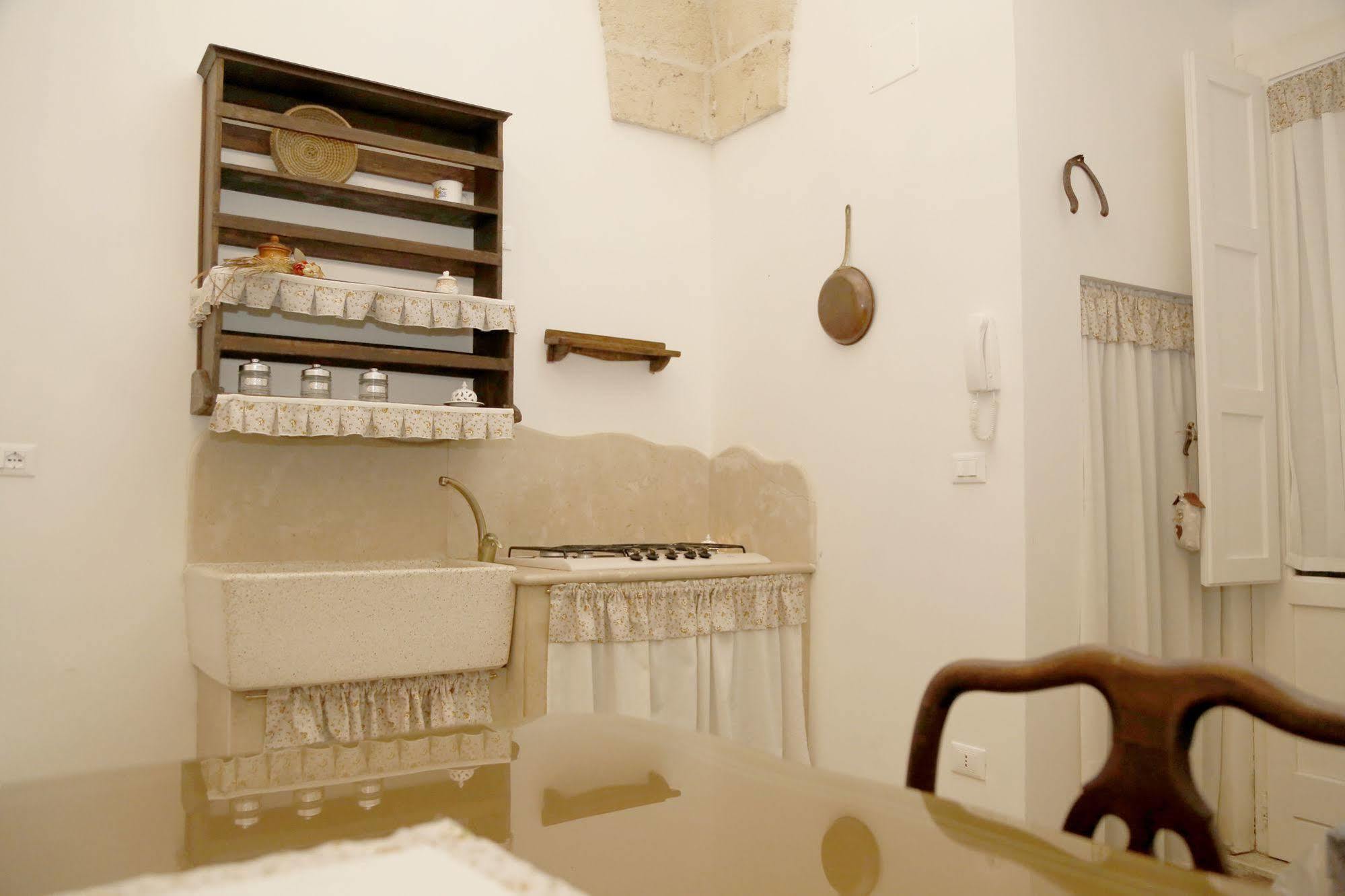 Sottacastieddu Hotel Avetrana Bagian luar foto